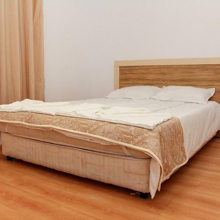 Guest Apartments Salena 阳光海滩 外观 照片