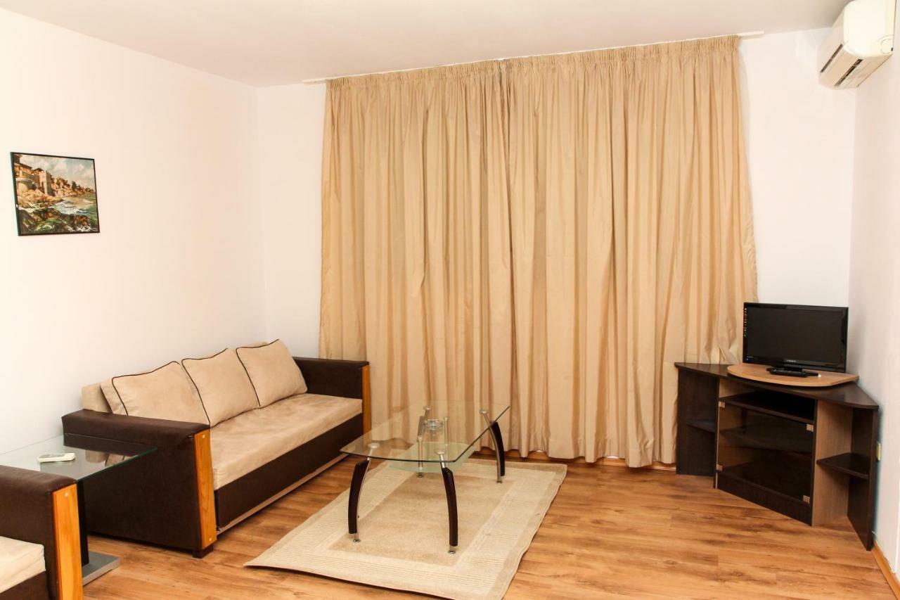 Guest Apartments Salena 阳光海滩 外观 照片