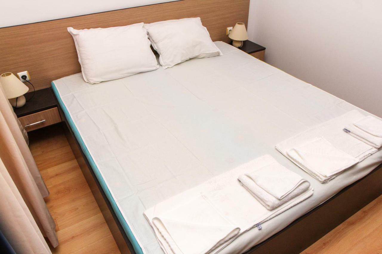 Guest Apartments Salena 阳光海滩 外观 照片