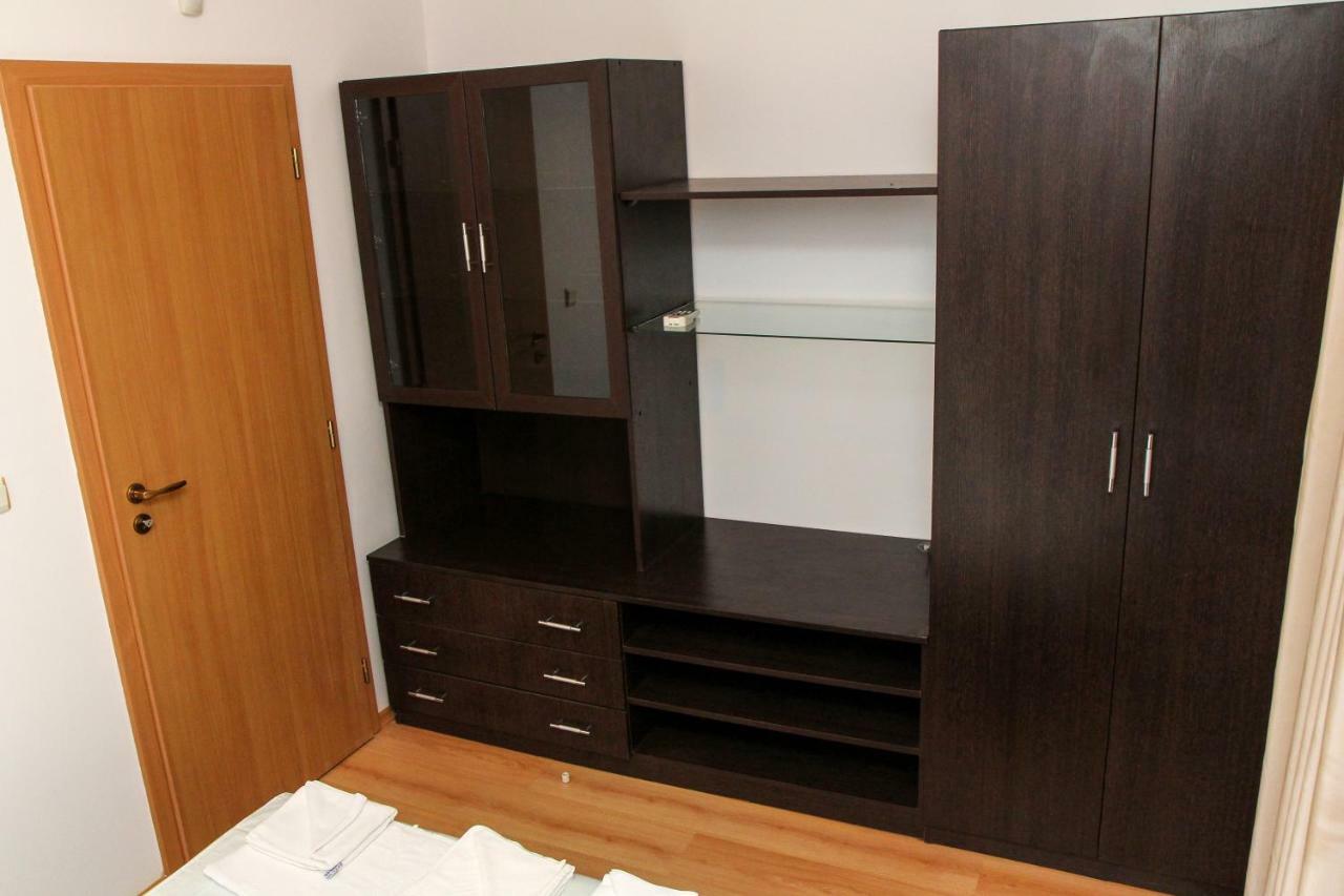 Guest Apartments Salena 阳光海滩 外观 照片