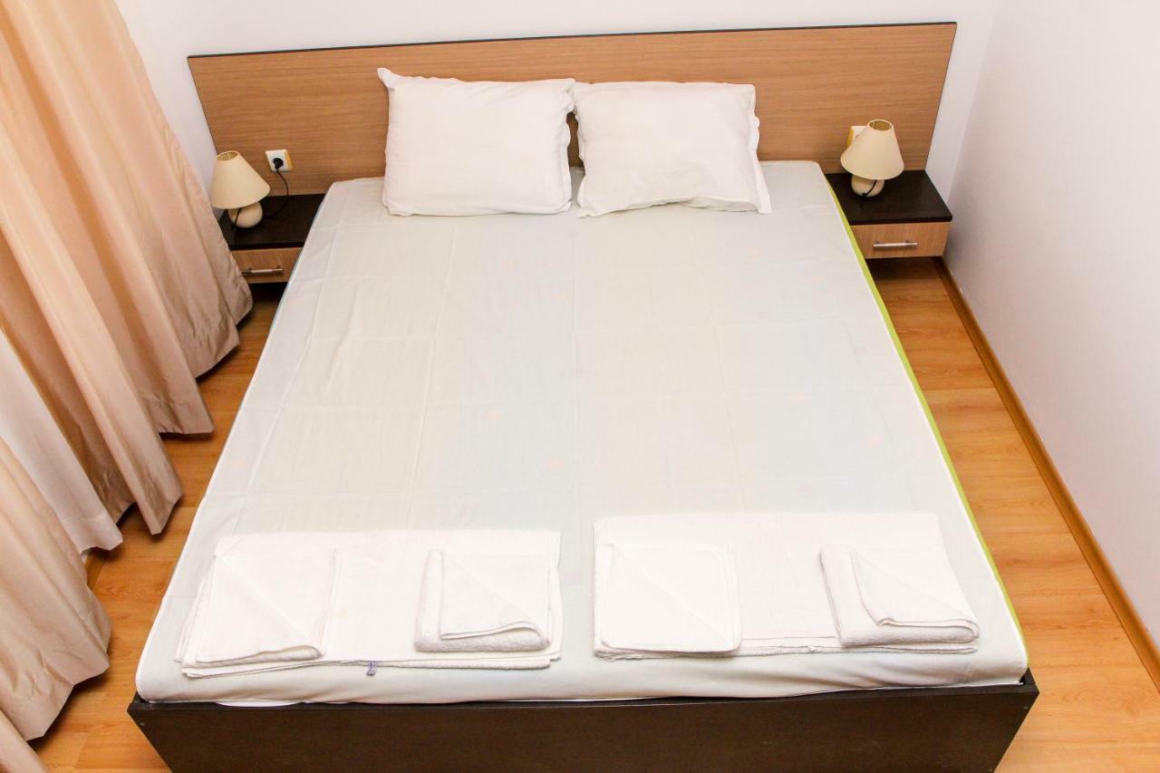 Guest Apartments Salena 阳光海滩 外观 照片