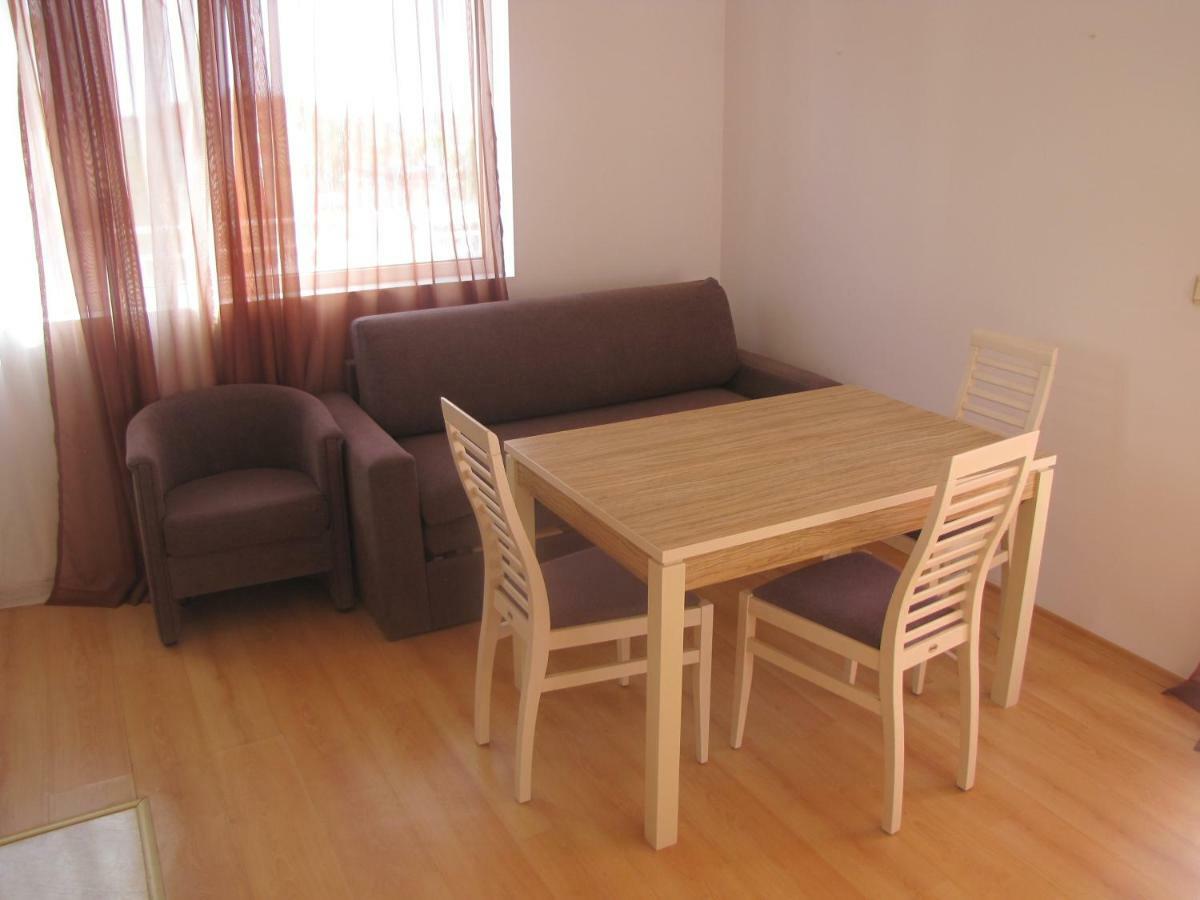 Guest Apartments Salena 阳光海滩 外观 照片
