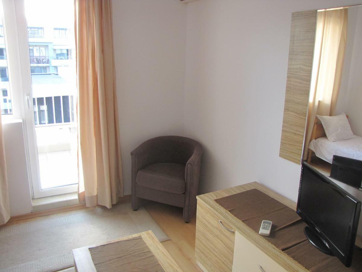Guest Apartments Salena 阳光海滩 外观 照片