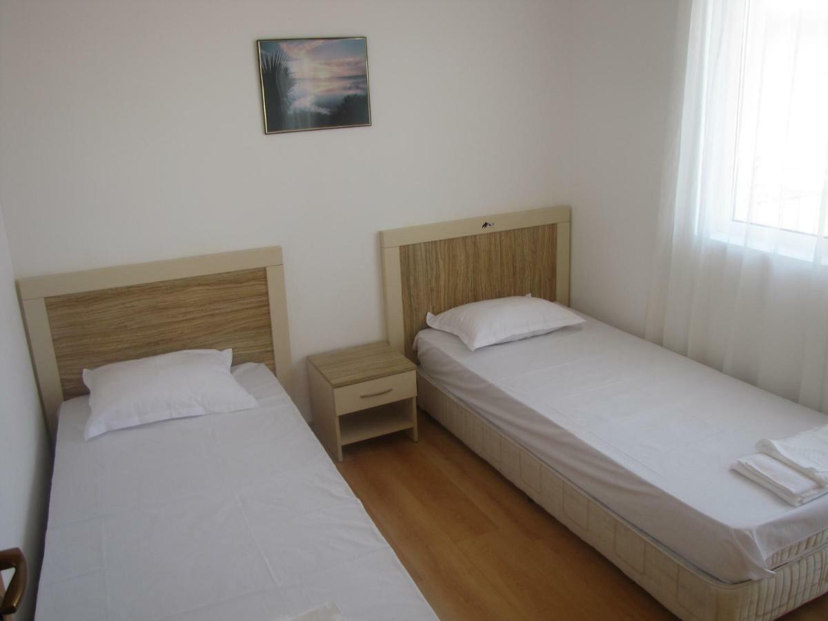 Guest Apartments Salena 阳光海滩 外观 照片